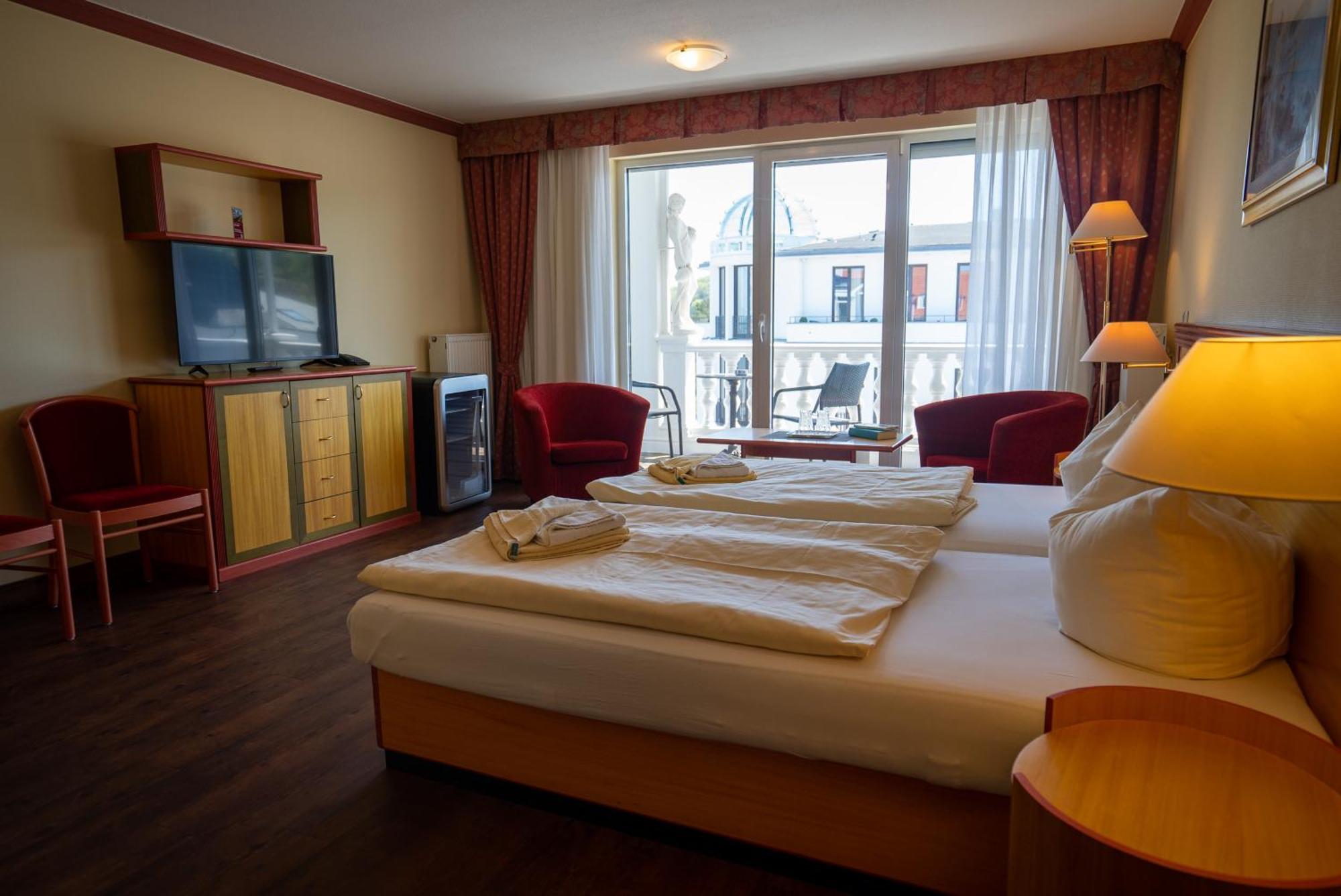 Hotel Esplanade & Aparthotel Rialto Binz Buitenkant foto