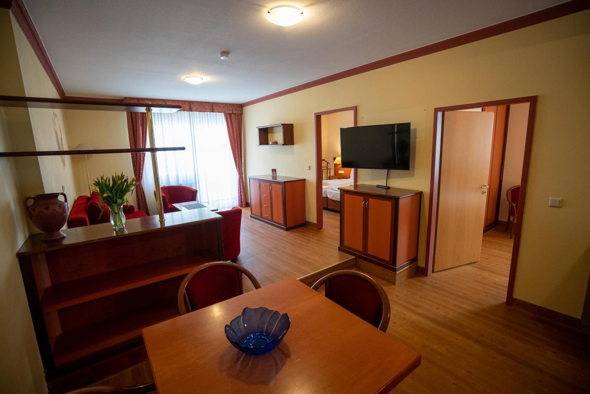 Hotel Esplanade & Aparthotel Rialto Binz Buitenkant foto